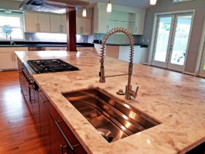 Kitchen sink and Island Bar