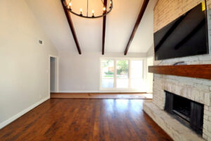 Living Room / Fireplace / Mantle after remodel